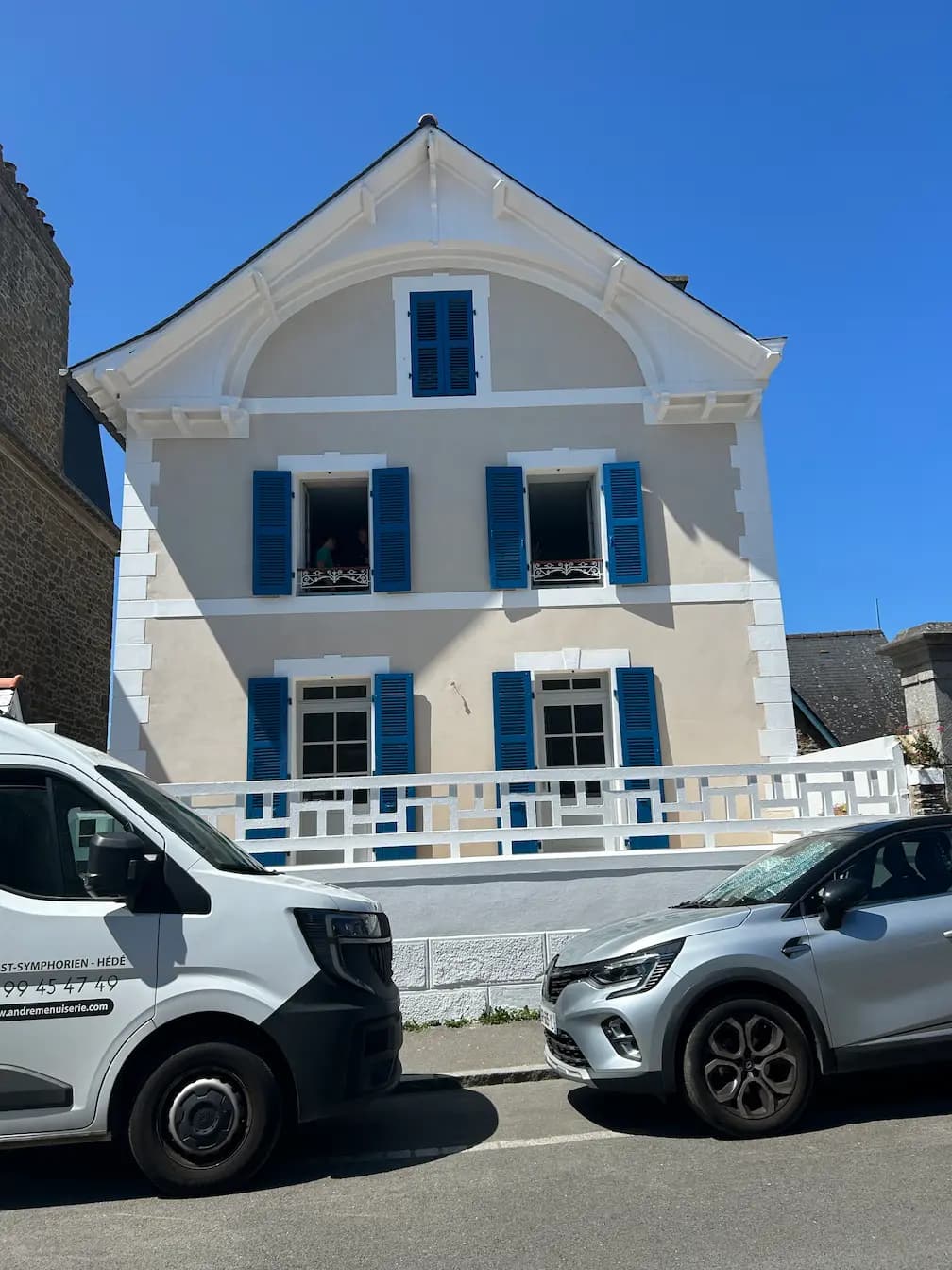 Villa cancalaise après les travaux de peinture extérieure et de ravalement